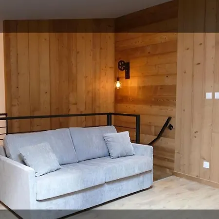 Apartament Spacieux Et Beau Duplex Au Pied Des Pistes Et Centre Station Avec Balcon *