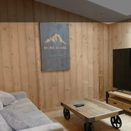 Spacieux Et Beau Duplex Au Pied Des Pistes Et Centre Station Avec Balcon لو دوز آلب