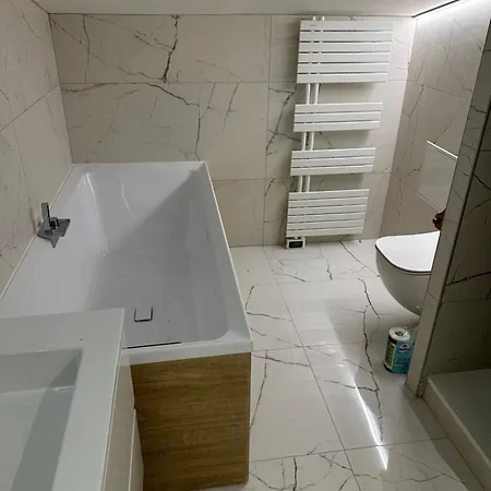 Spacieux Et Beau Duplex Au Pied Des Pistes Et Centre Station Avec Balcon