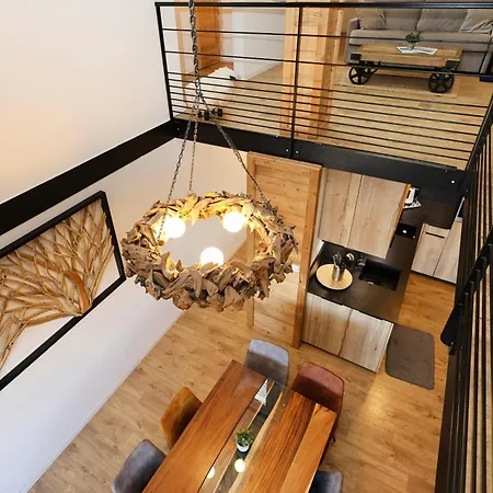 Spacieux Et Beau Duplex Au Pied Des Pistes Et Centre Station Avec Balcon *