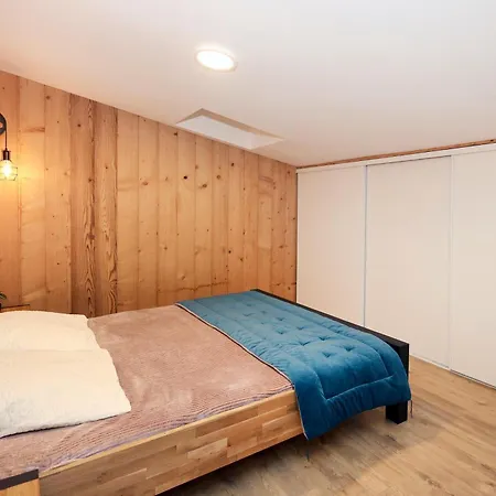 Spacieux Et Beau Duplex Au Pied Des Pistes Et Centre Station Avec Balcon Les Deux Alpes