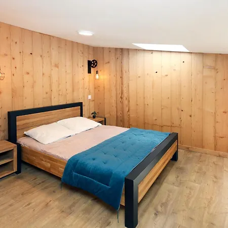 Spacieux Et Beau Duplex Au Pied Des Pistes Et Centre Station Avec Balcon