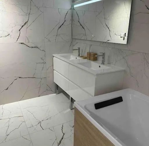 Spacieux Et Beau Duplex Au Pied Des Pistes Et Centre Station Avec Balcon